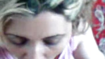 WhiteBoxxx: Clea Gaultier femmine nude belle si diverte ad allungare i suoi gustosi buchi francesi su PornHD