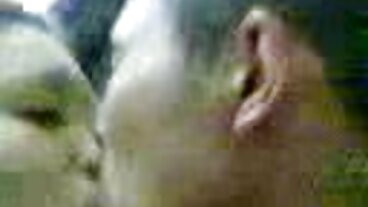 La figlia schizza sul cazzo del la donna piu bella del mondo nuda suo patrigno