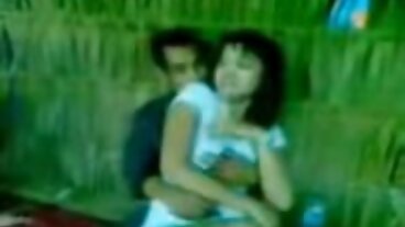 La nonna Fanni donne più belle del mondo nude approva la statua del sodomita