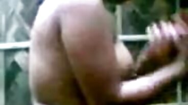 Stepma Fammi prendere una manciata di belle porche nude seno!