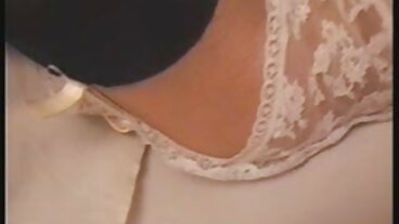 Budget Elf Princess analizzata analmente con un Big ragazze nude belle 1